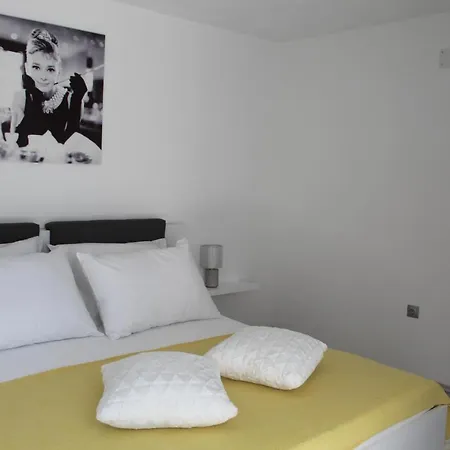 River Apartman Klis