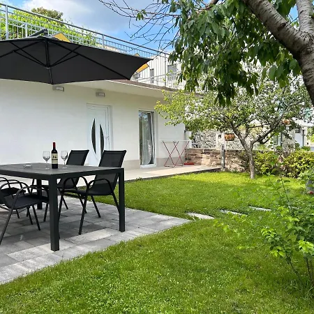 Apartment River Klis